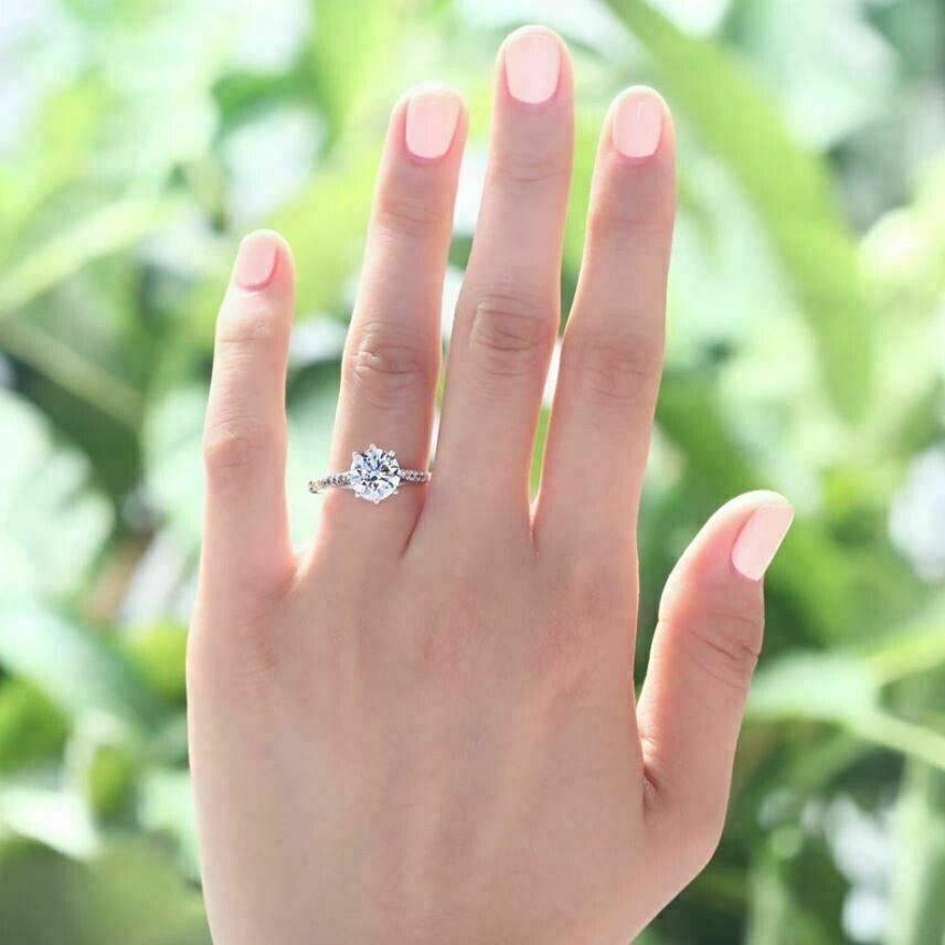 2.Ct Round Cut Lab-Created Diamond Solitaire Wedding Ring In 925 Sterling Silver