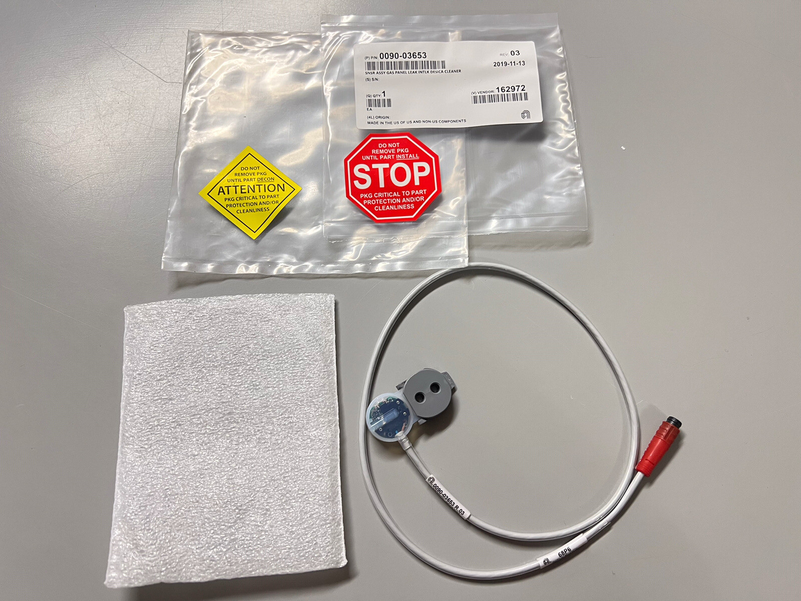 AMAT 0090-03653 SNSR GAS PANEL LEAK DESICA SENSOR