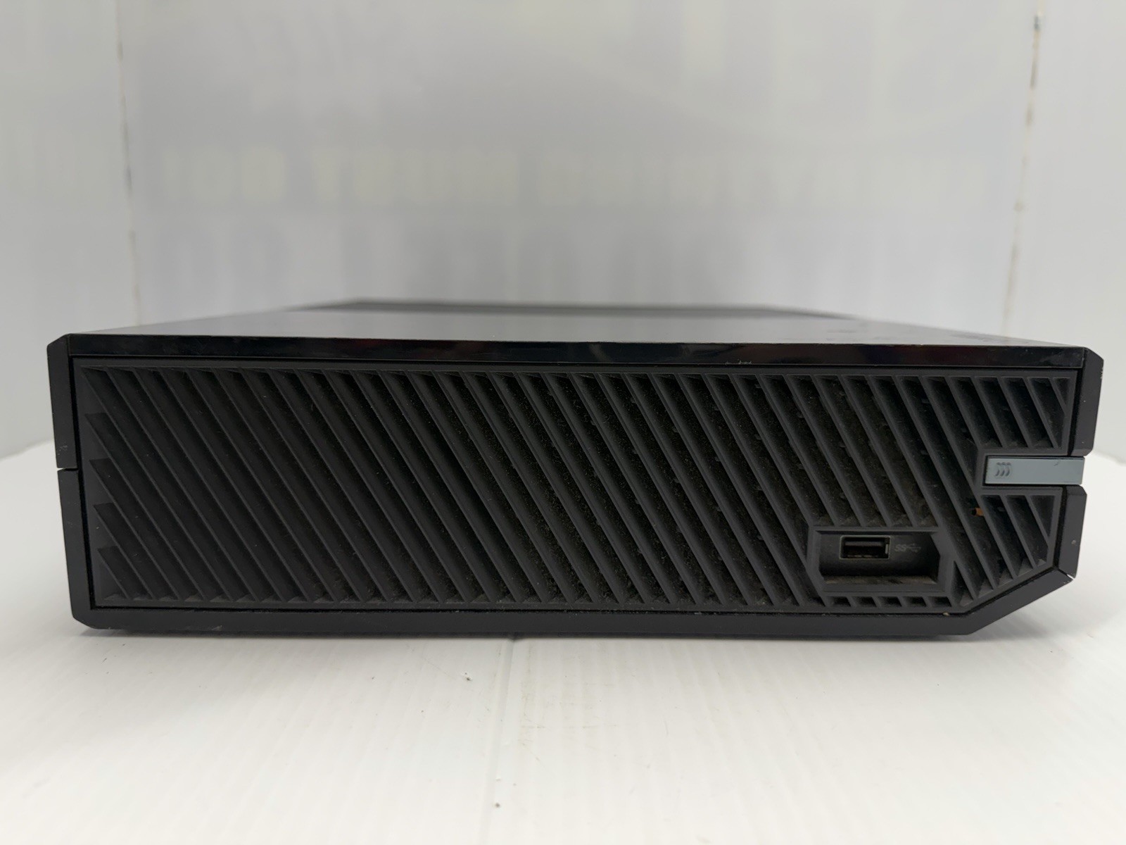 Microsoft Xbox One - Original Home Console 1540 500GB