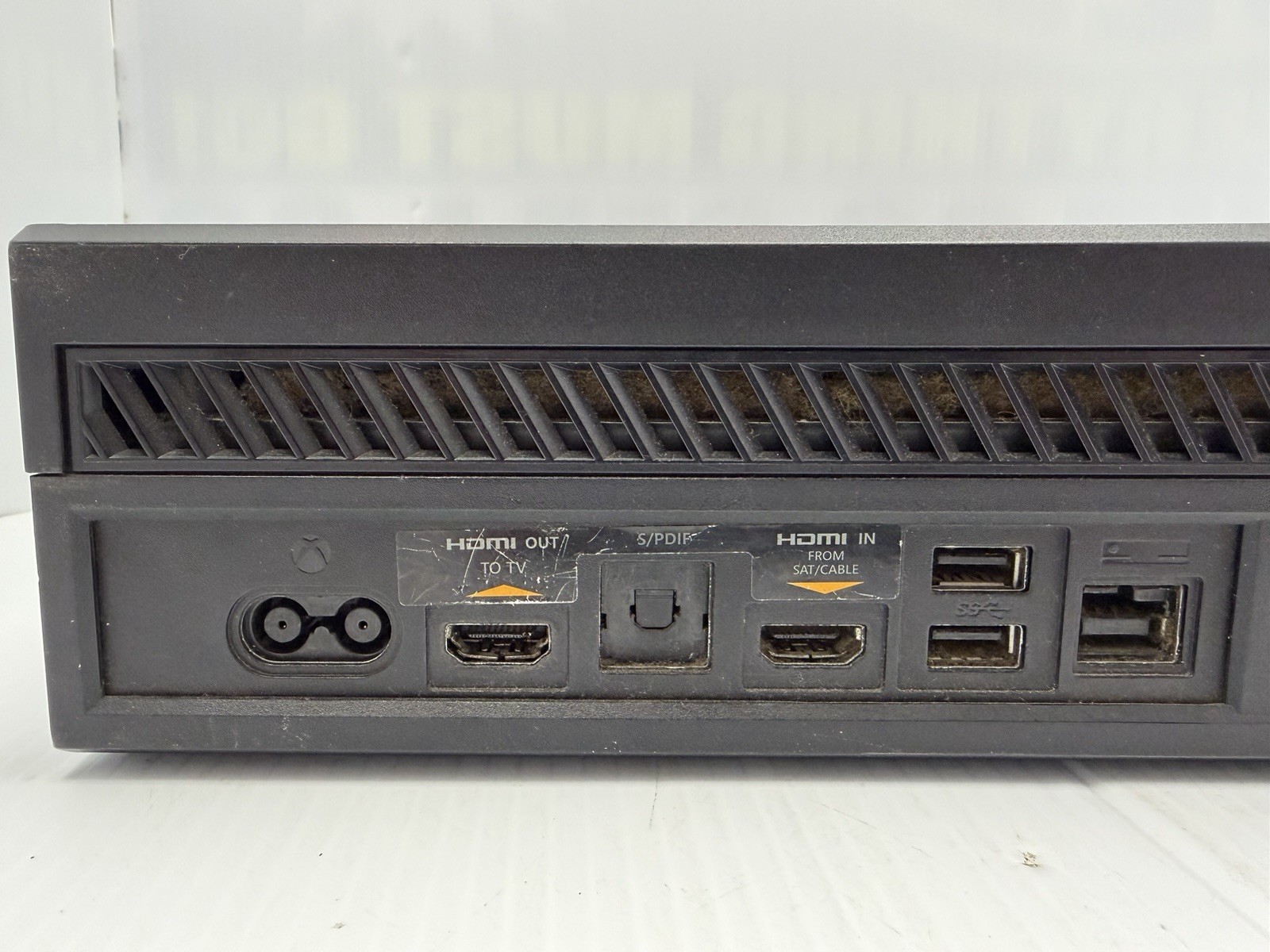 Microsoft Xbox One - Original Home Console 1540 500GB