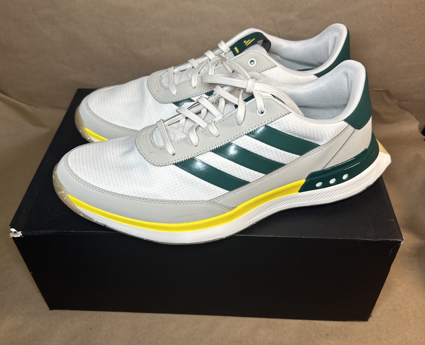 Adidas S2G 24 Men's Golf Shoes SZ 8 Spikeless - White / Green / Alumina New