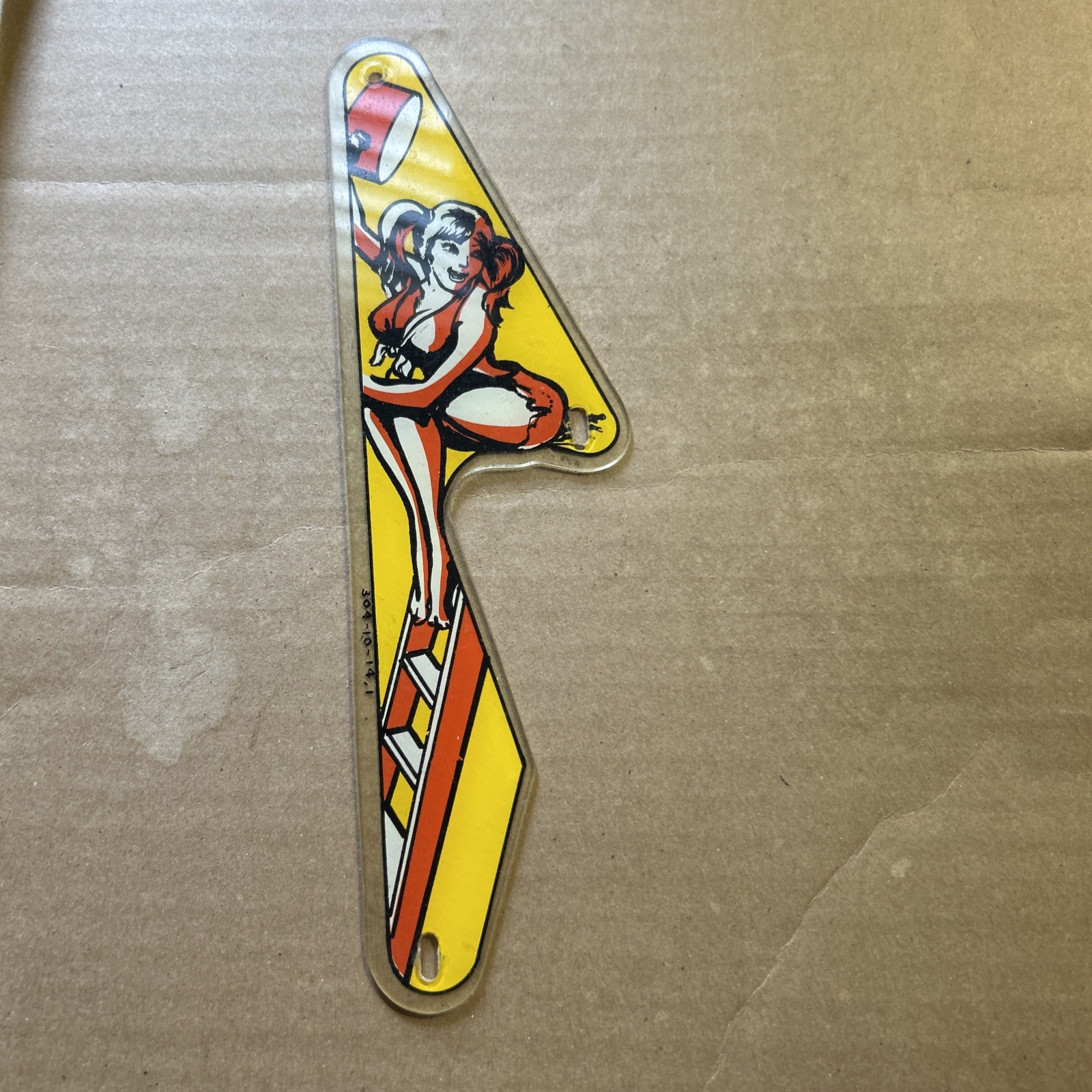 Unknown 304 –10 – 14 – 1 Playfield Pinball Plastic Part Bp1-b