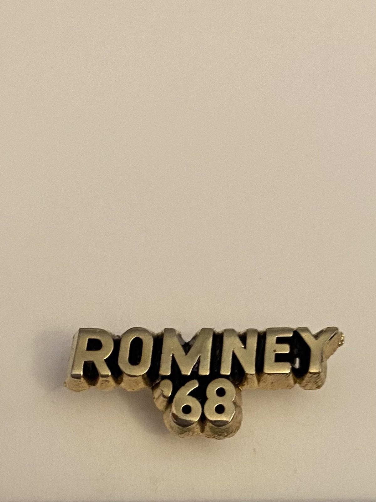 Romney ‘68 Lapel Pin P55