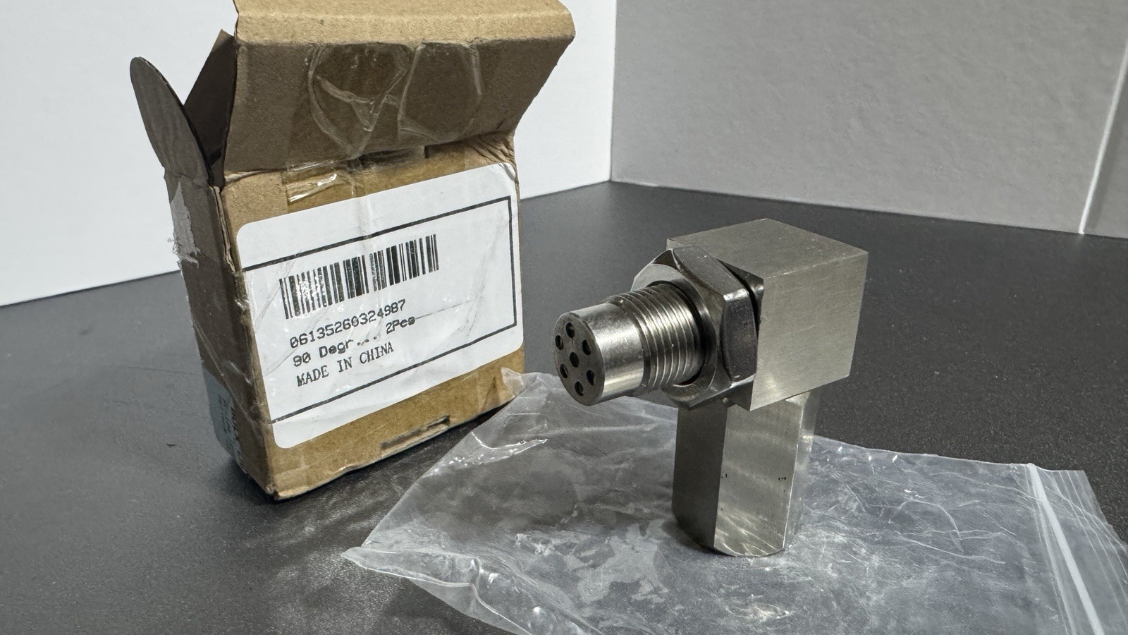 1pc Stainless Catalizador /sensor 90 degree Adapter Fitting