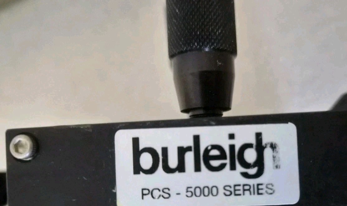 Burleigh PCS-5000 TS-5000-300 3-Axis Piezo Micromanipulator Patch Clamp Stage