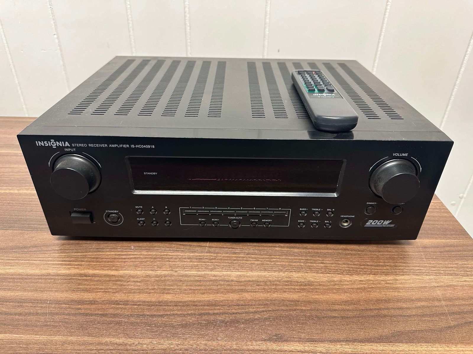 Insignia IS-HC040918 200W Stereo Receiver Amplifier