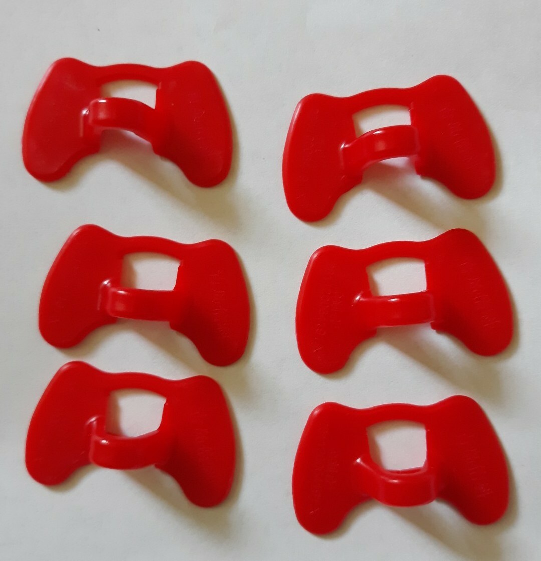 6 pcs.Pinless Peepers Chicken Blinders Spectacles Color Red