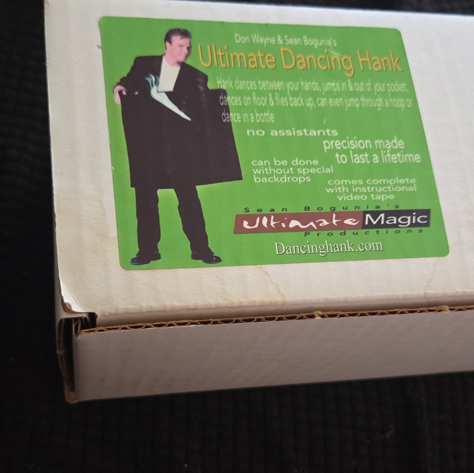 Don Wayne & Sean Bogunia Ultimate Dancing Hank Magic Trick