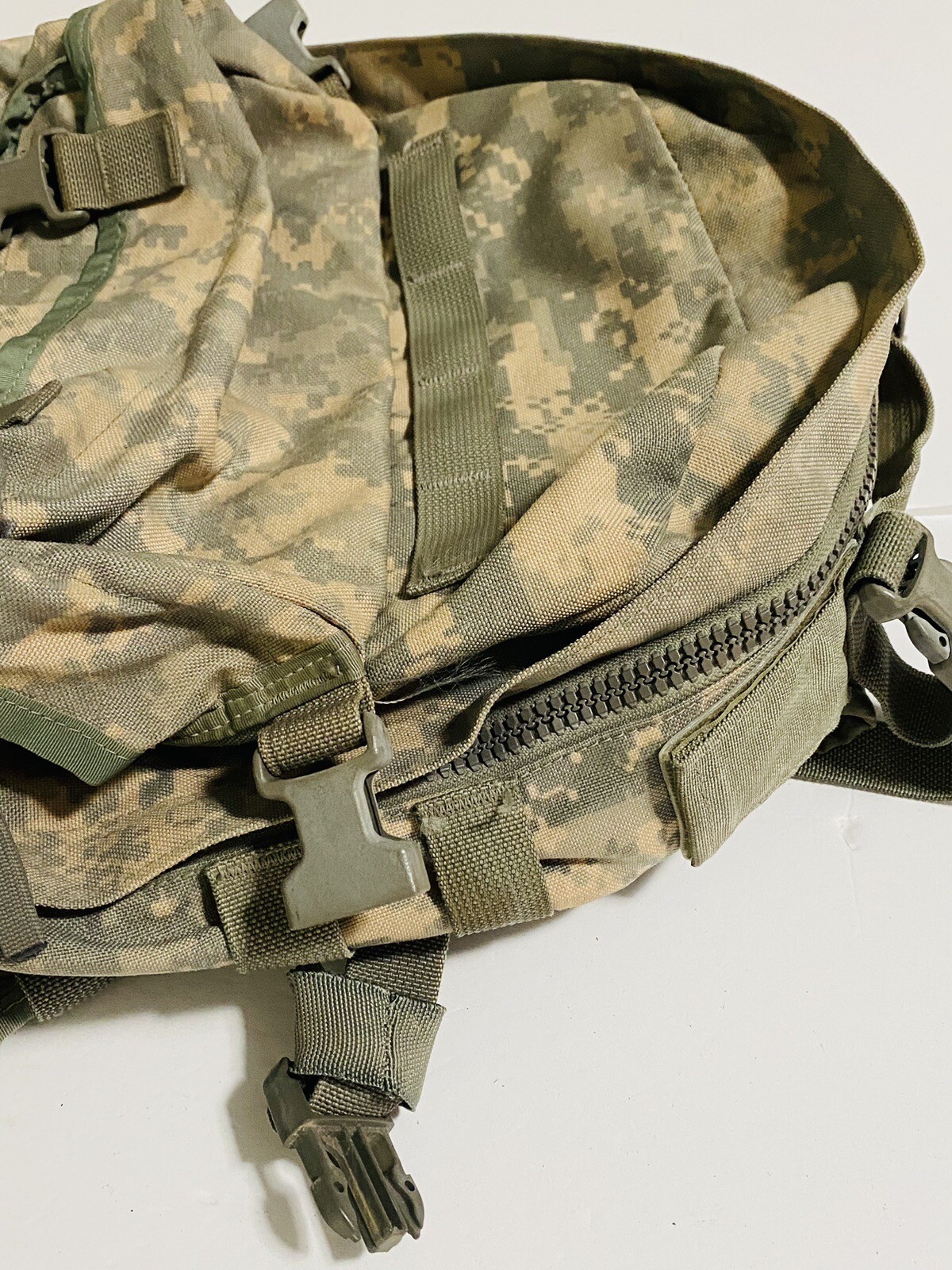 Modular Lightweight Load Carrying Equipment Molle II Assault Back Pack US