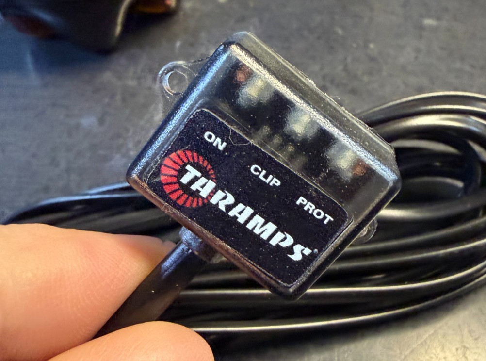 Taramp's M1 LED Monitor Operational Status LED On, Clip and Protection