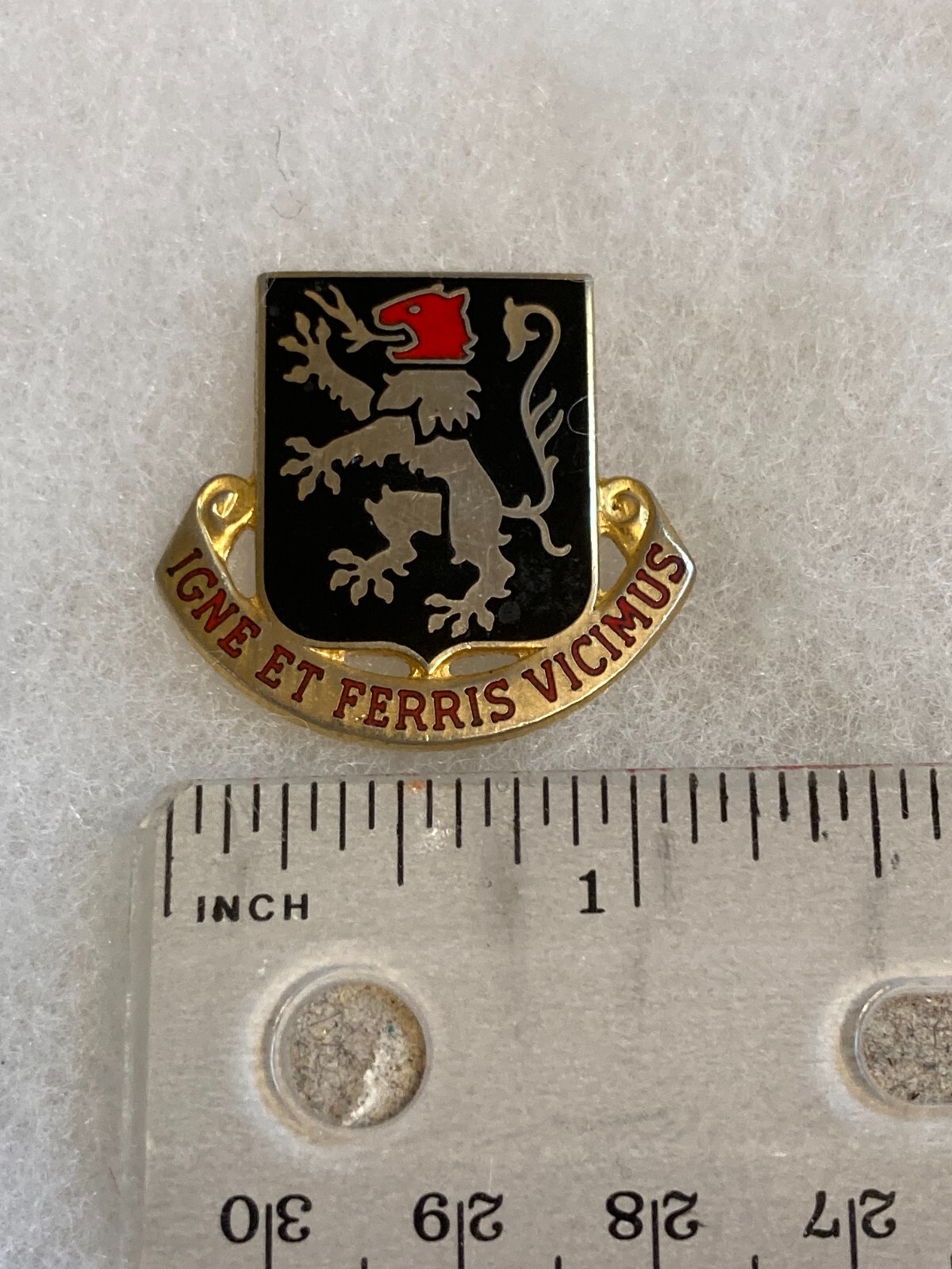 Authentic US Army 140th Field Artillery DUI DI Unit Crest Insignia 7C
