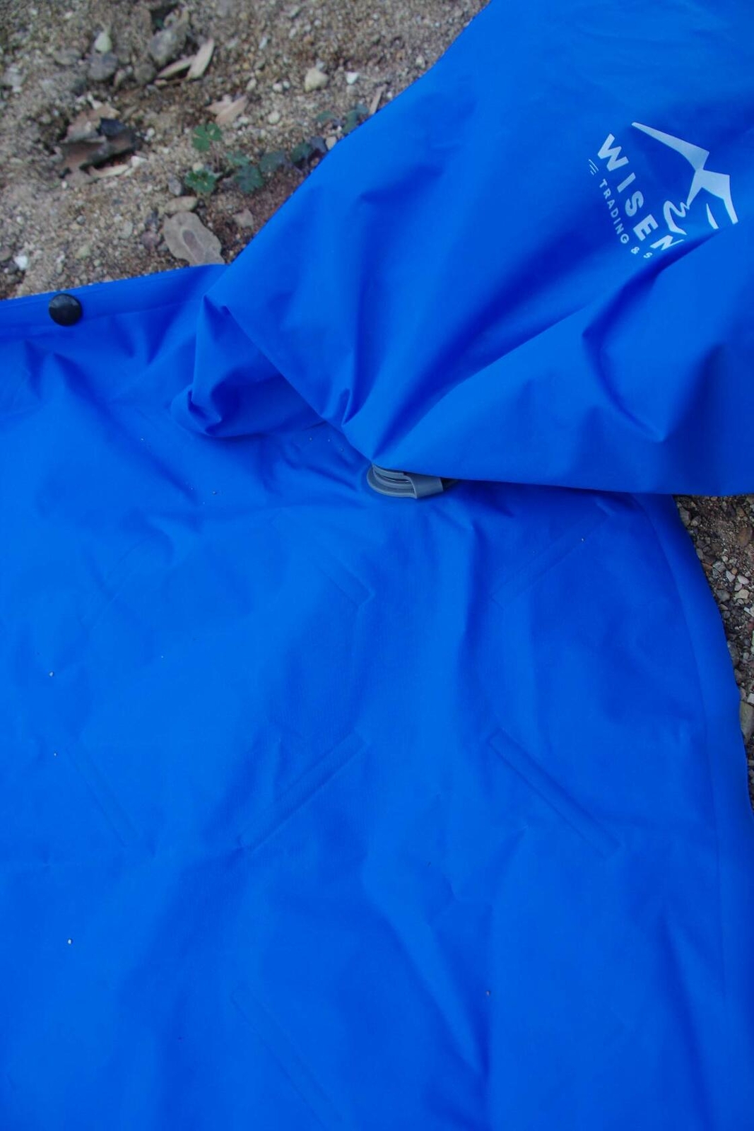 Wisemen Trading Large, and lite Weight Sleeping pad.