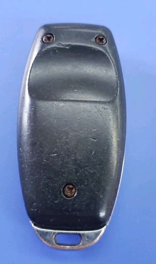 UNBRANDED 3-BUTTON REMOTE TRANSMITTER - TESTED