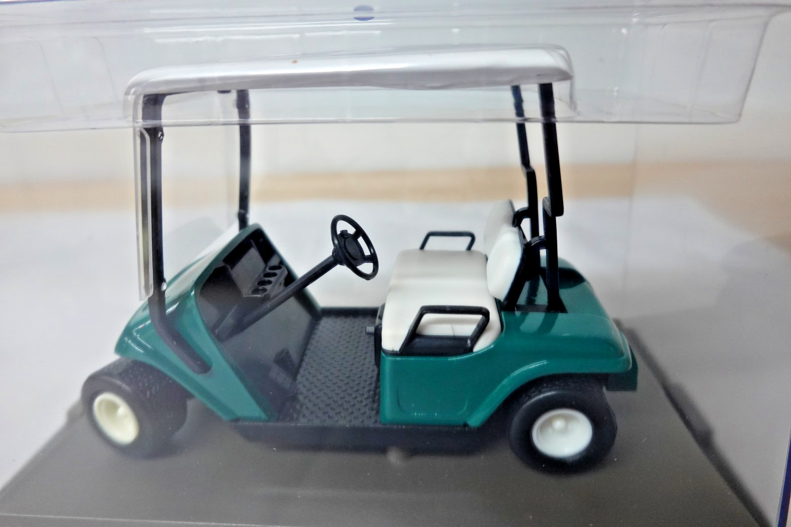GMP 6101 Golf Cart Bank  1:16 Scale