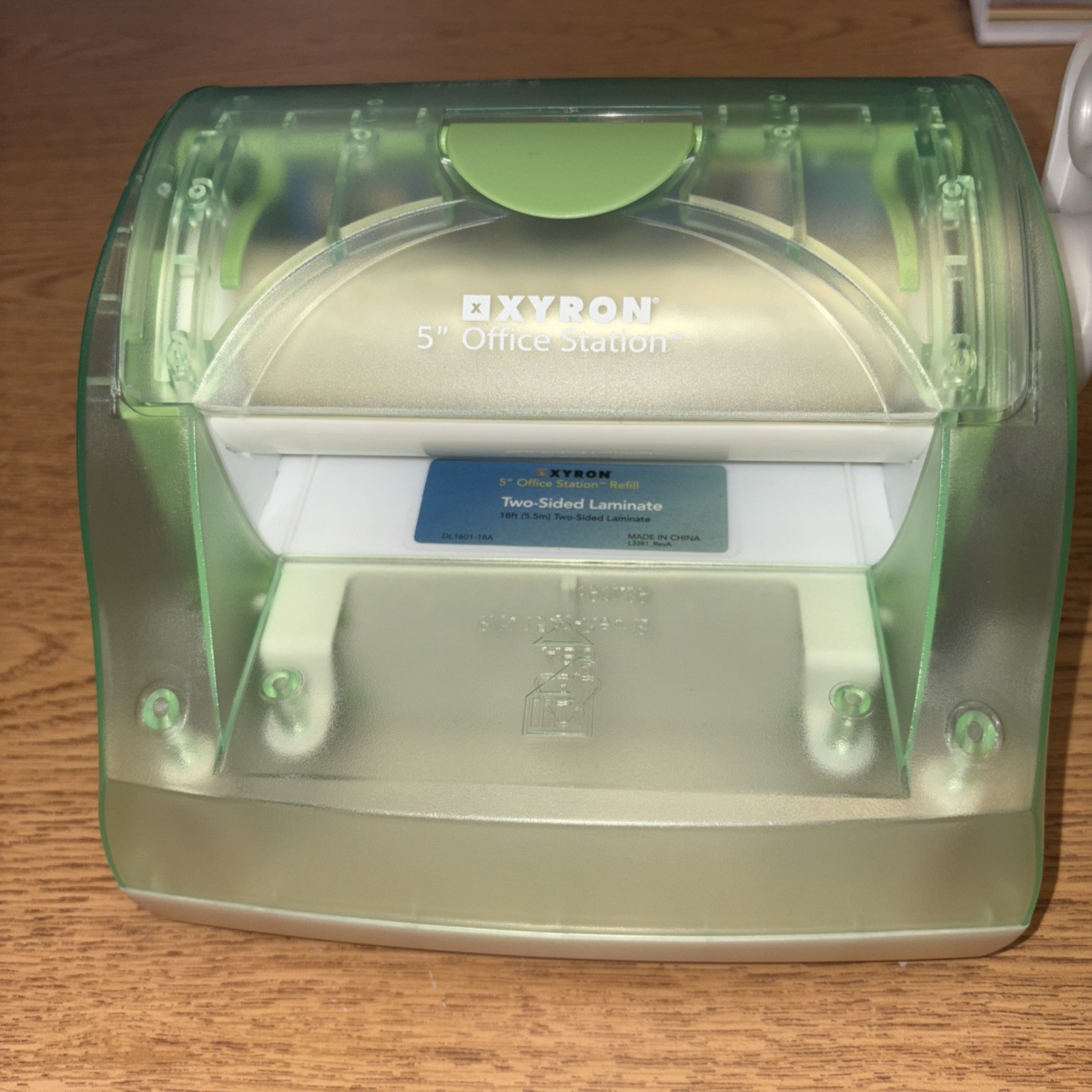 XYRON 5" Creative Station Laminator Label Magnet Maker Plus Refill Cartridge