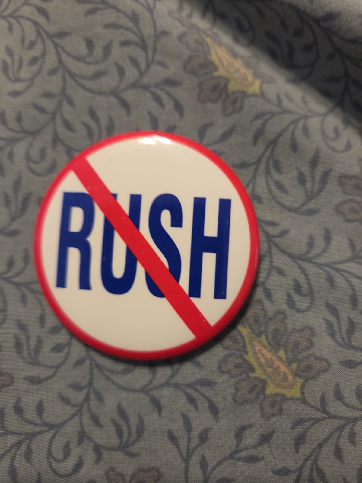 Rush Limbaugh Pin Button Pinback Political  1990s