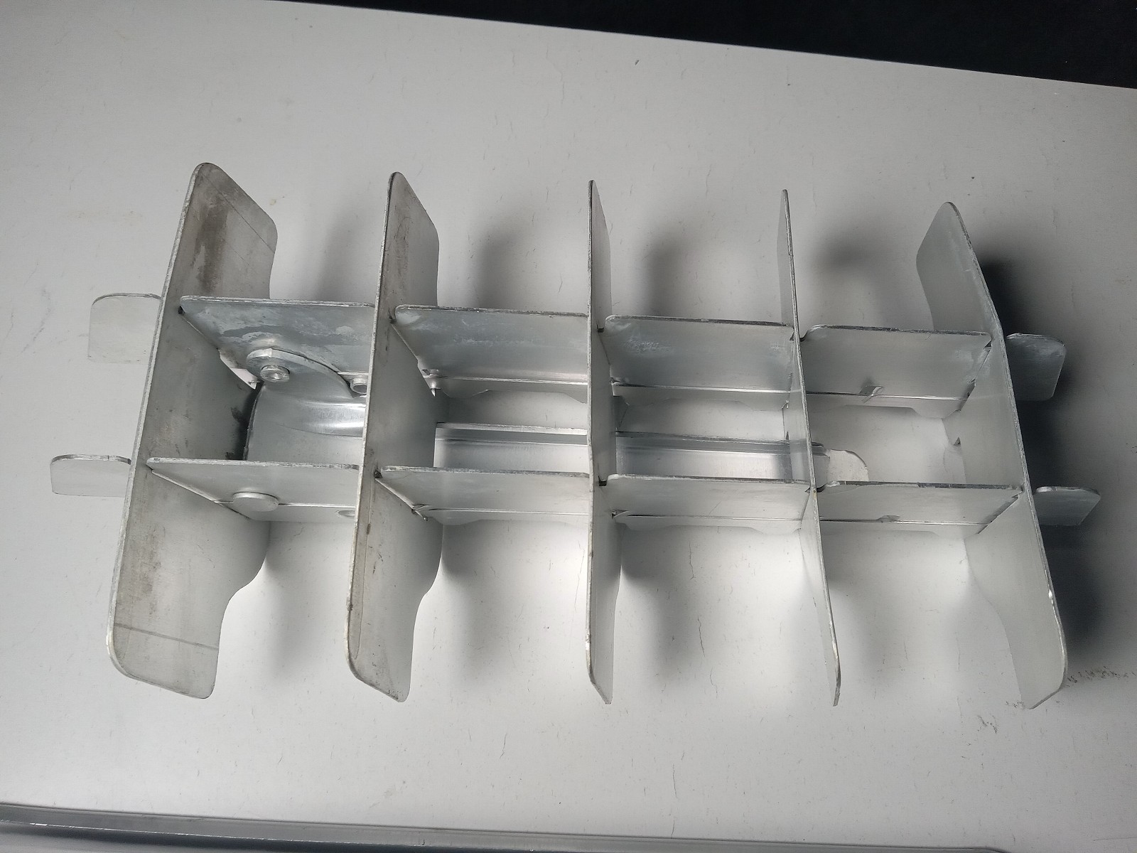 Vintage Aluminum Unbranded Ice Tray 18 Cube Freezer Quick Release