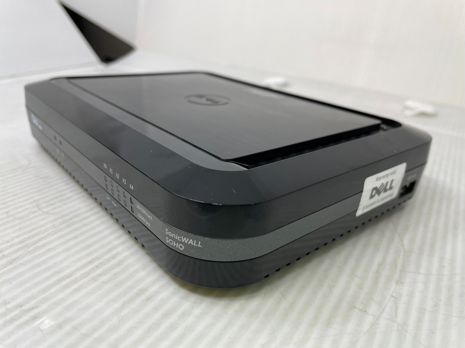 Dell SonicWall SOHO Network Security Firewall Appliance APL31-0B9