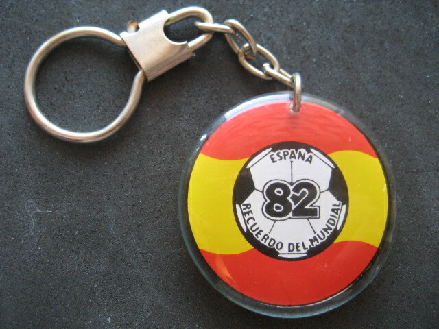 SPAIN 82 FOOTBALL WORLD CHAMPIONSHIP KEYCHAIN. MALAGA HEADQUARTERS