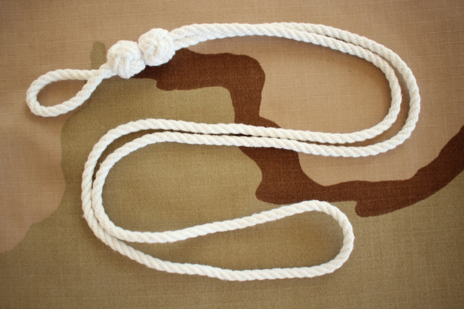 USN US NAVY USCG COAST GUARD BOATSWAIN SHORE PATROL SP SIGNAL WHISTLE LANYARD WC