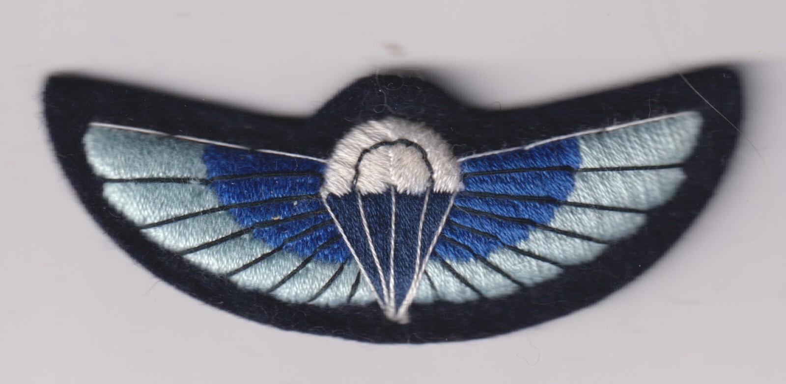 Special Air Service SAS parachute wings airborne brevet padded 1970s New Zealand