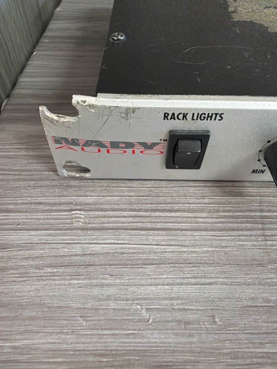 NADY PCL-815 RACKMOUNT POWER CONDITIONER (PSO038174)