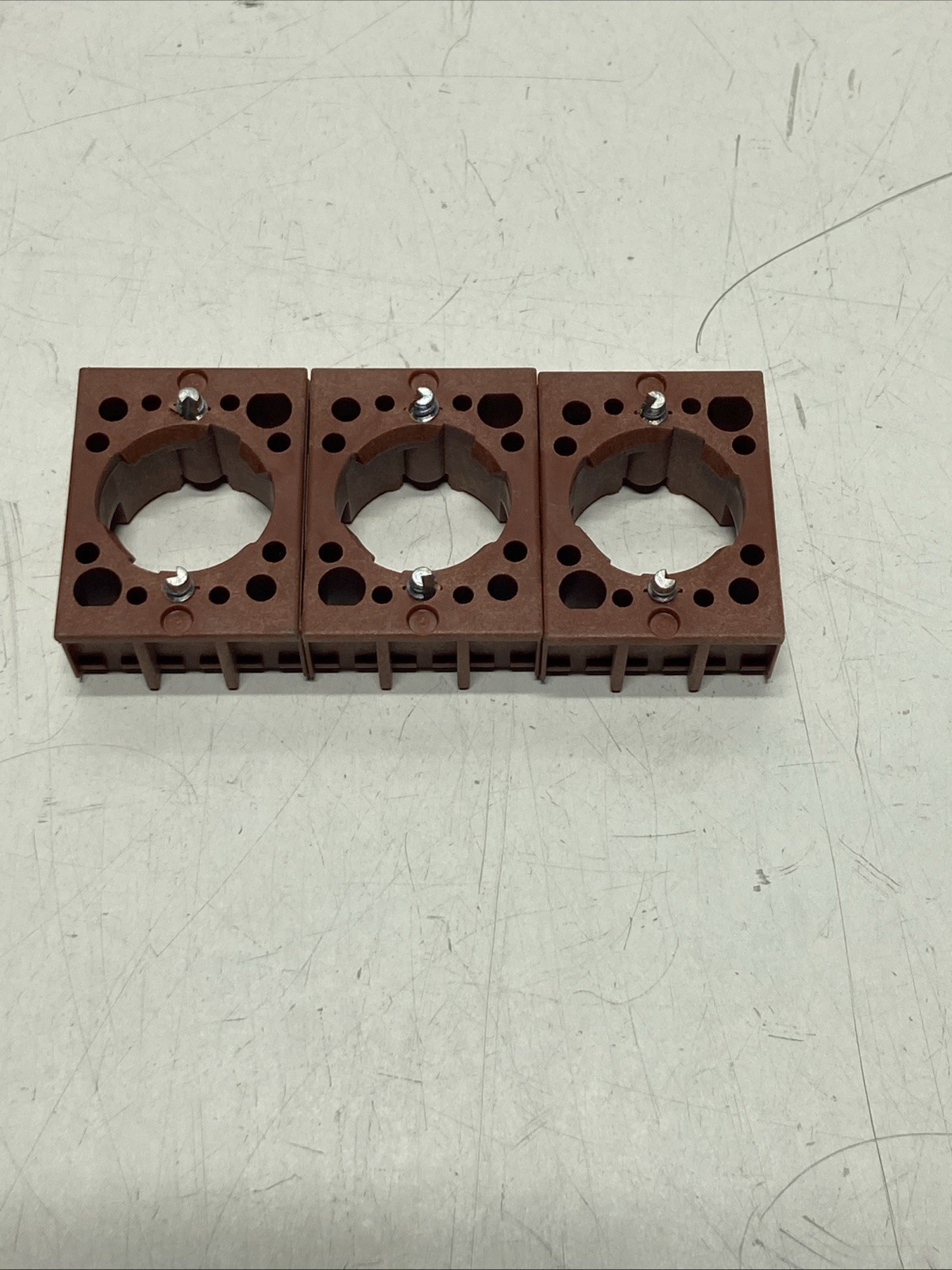 NEW SIEMENS 3SB02-2MKB 2 POSITION SELECTOR SWTCH Base Only 22MM BLACK