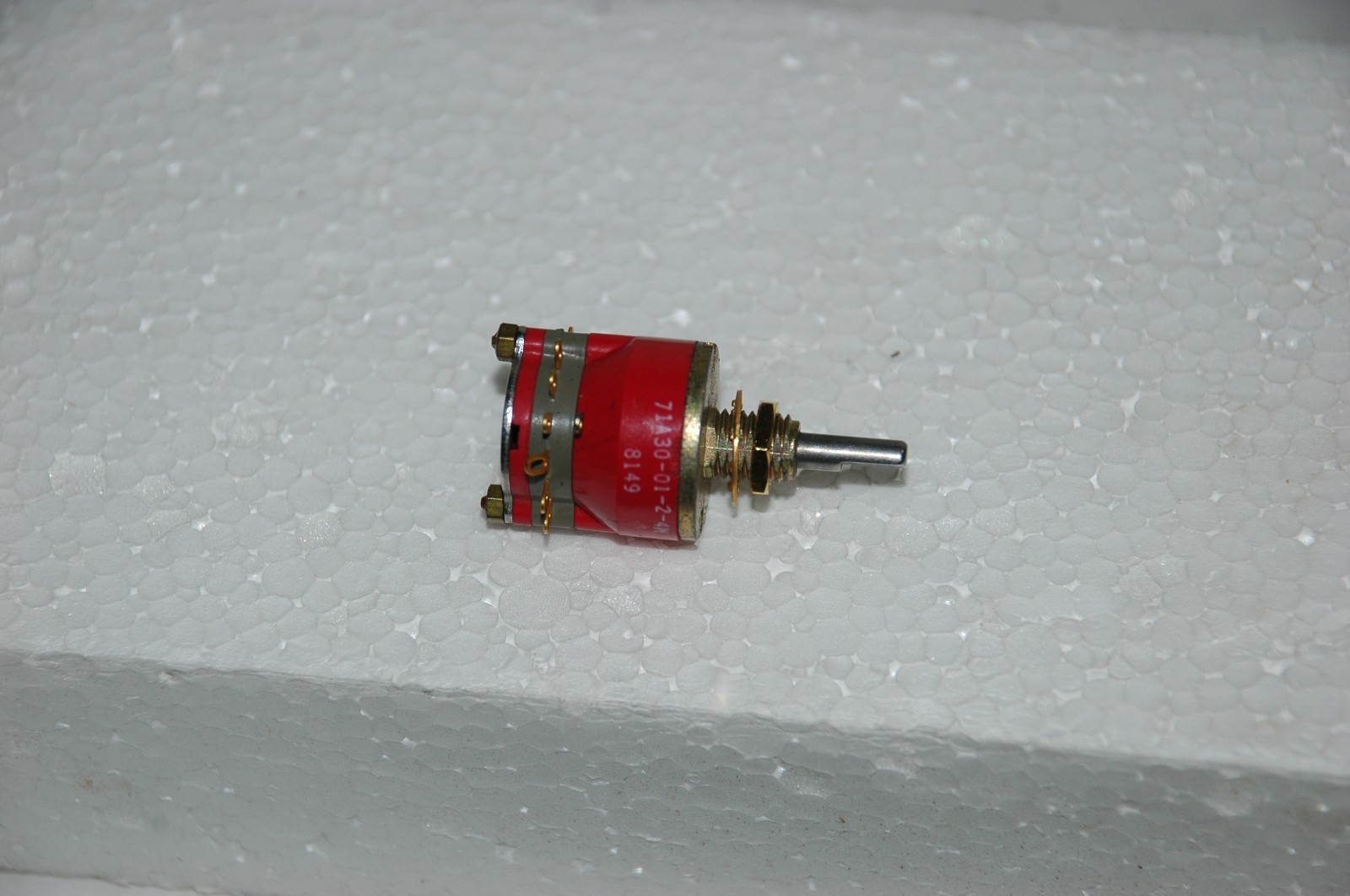 Grayhill DP4T Rotary  Switch 71A30-01-2-4n   1/8" Shaft NOS 1981    (RB3.1)