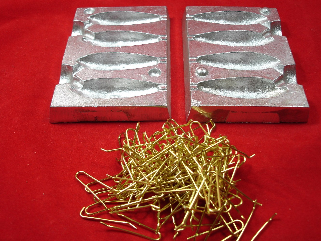 Distance Mould 4in1    3oz  Only & 100 brass Loops Carp  Lead Fishing Mould .