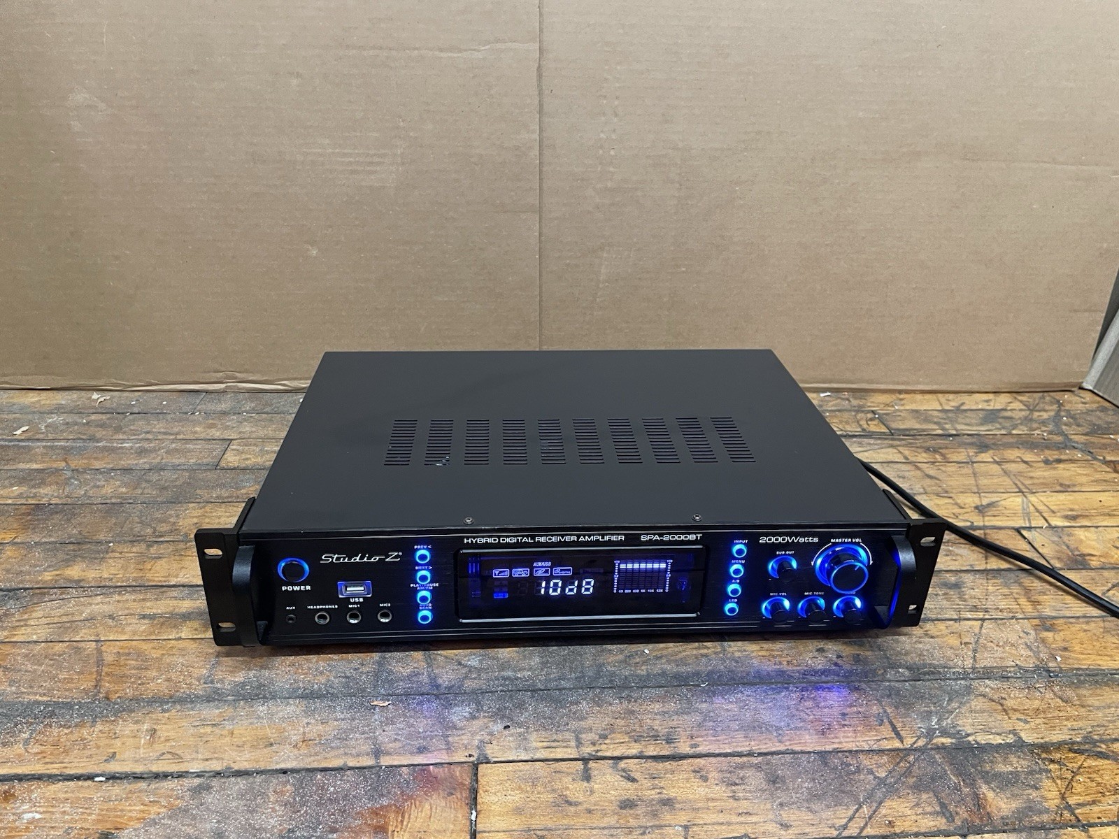 Studio Z SPA-2000BT Hybrid Digital Receiver Amplifier 2000W Tested Works