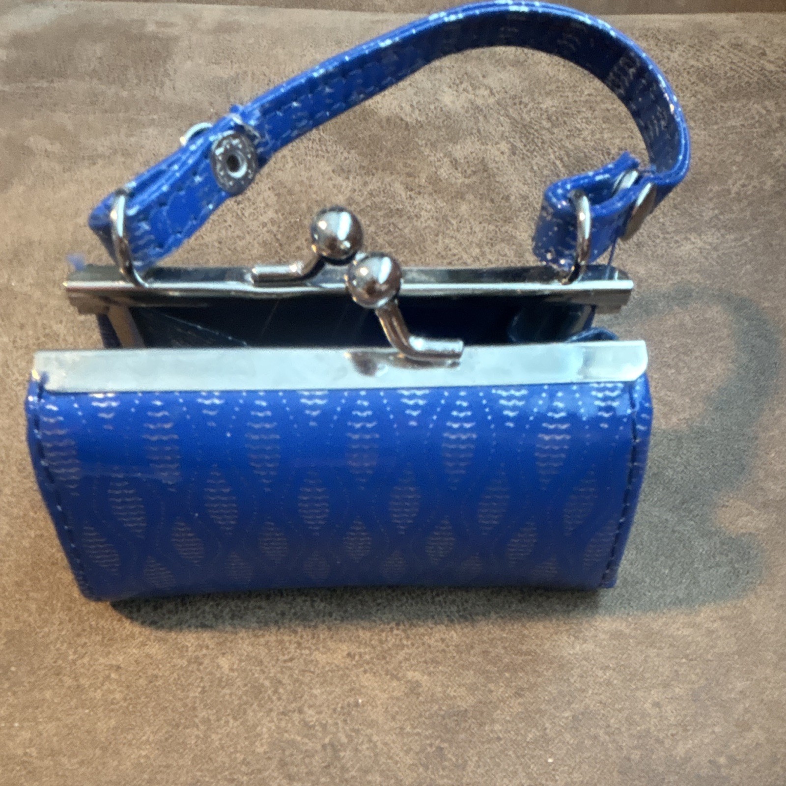 Blue Kisslock Coin Wallet Coin Purse w/ Wrist Strap, Geometric, Card Slots