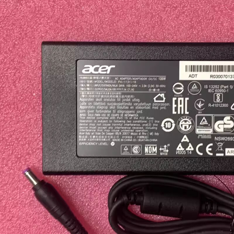 Original Acer Pa-1311-16/adp-135 Kb Power Adapter 19V 7.1A 135w