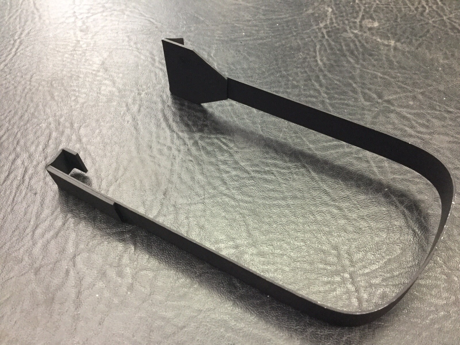 AirCooled Type 1 Glove Box Securement Strap 68-77 Prt# VRD430