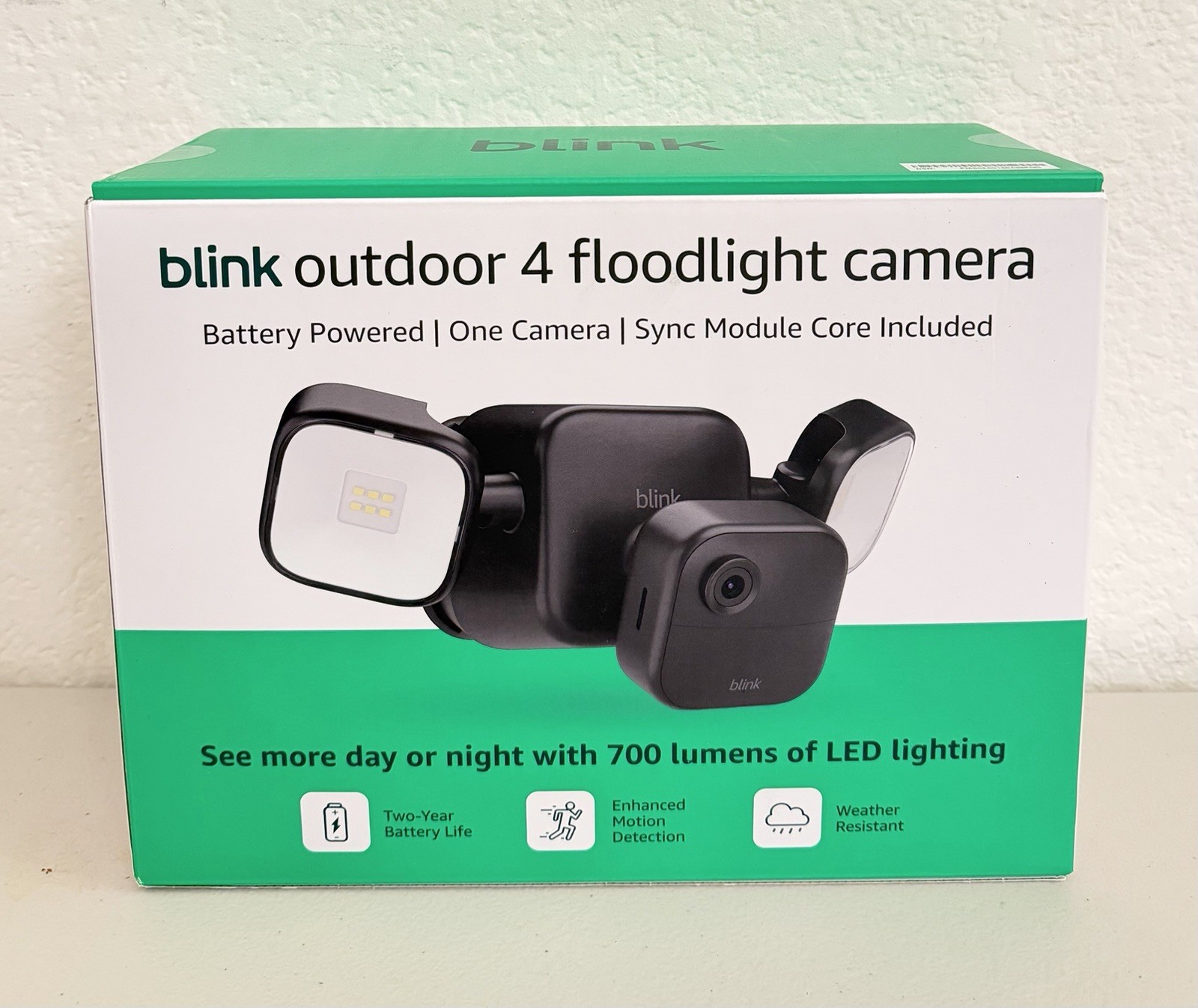 NEW Blink Outdoor 4 Floodlight Camera Wireless Smart Security Camera 700 Lumens