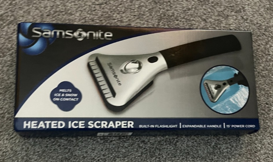 Samsonite heated ice scraper w/ built in flashlight; 15' pwr cord; #SMISSL-228