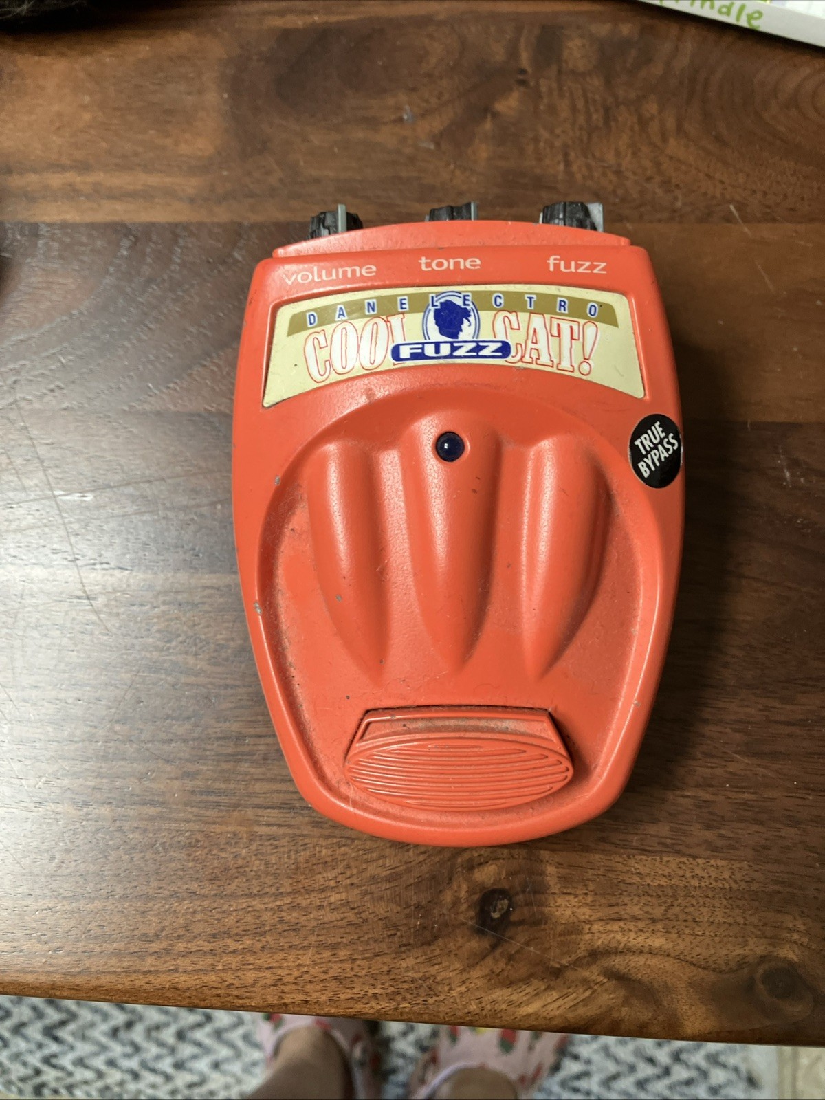 Danelectro Cool Cat Fuzz Effects Pedal