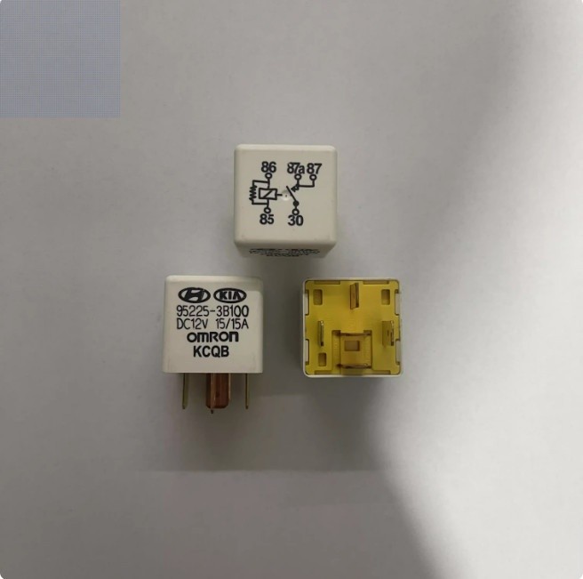 1pcs new relay 95225-3B100 *vv