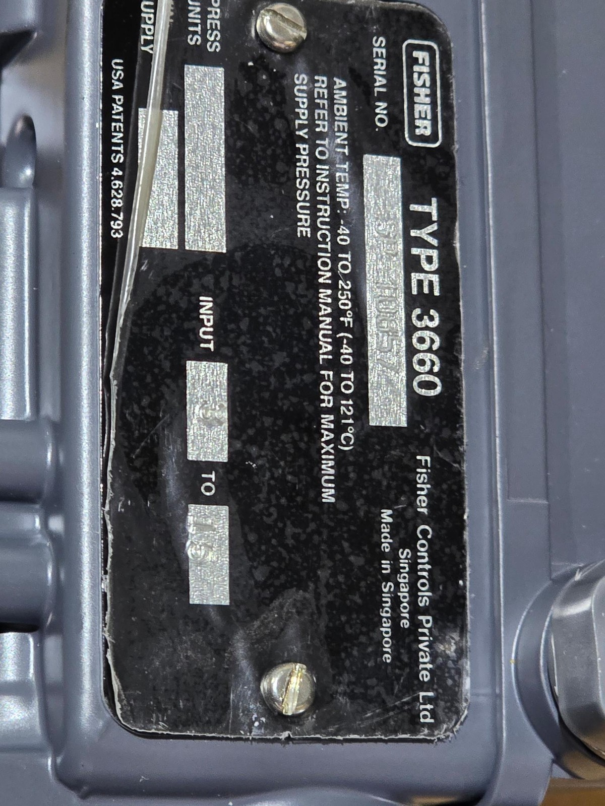 FISHER TYPE 3660 PNEUMATIC VALVE POSITIONER