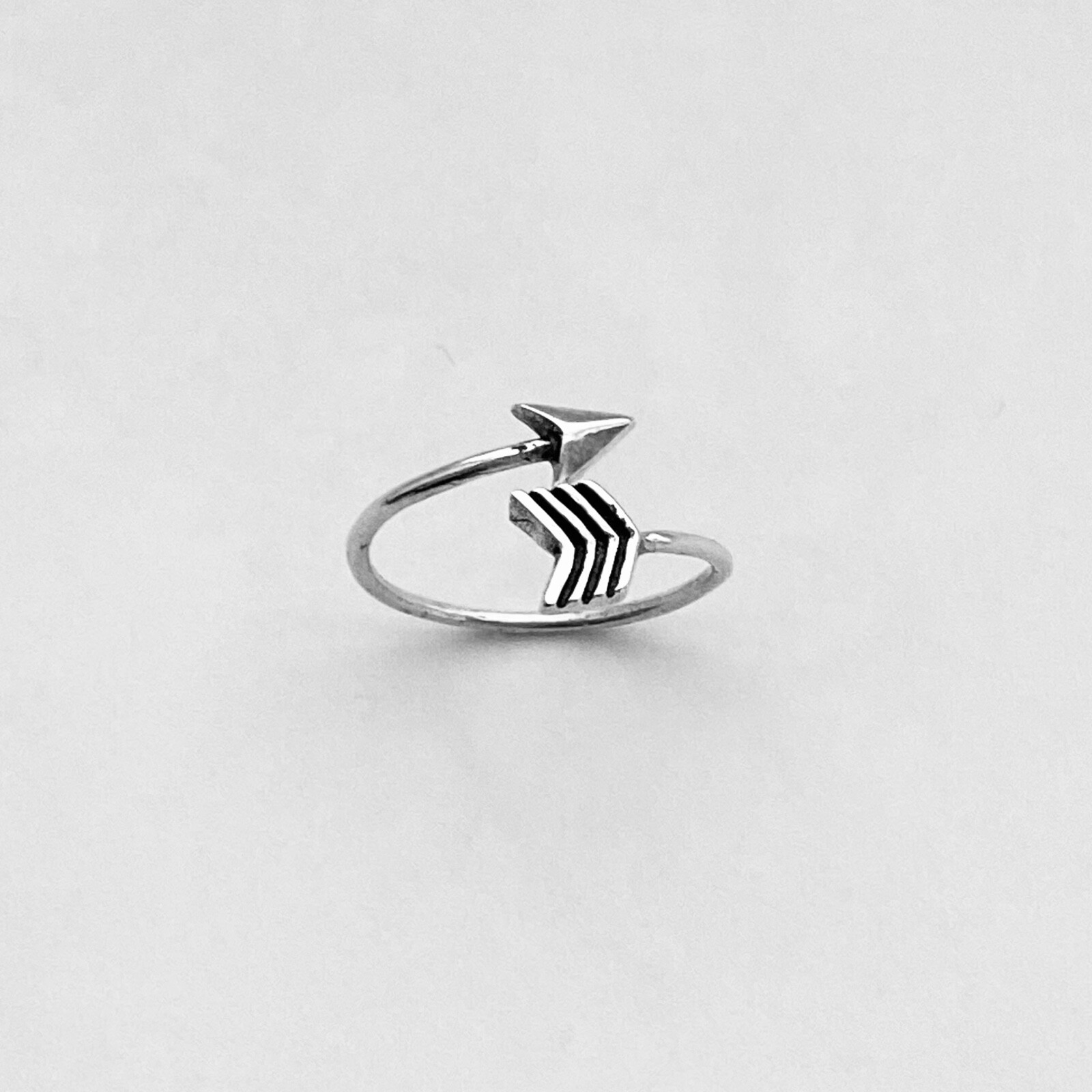 Sterling Silver Thin Bow and Arrow Toe Ring, Silver Ring, Arrow Rings