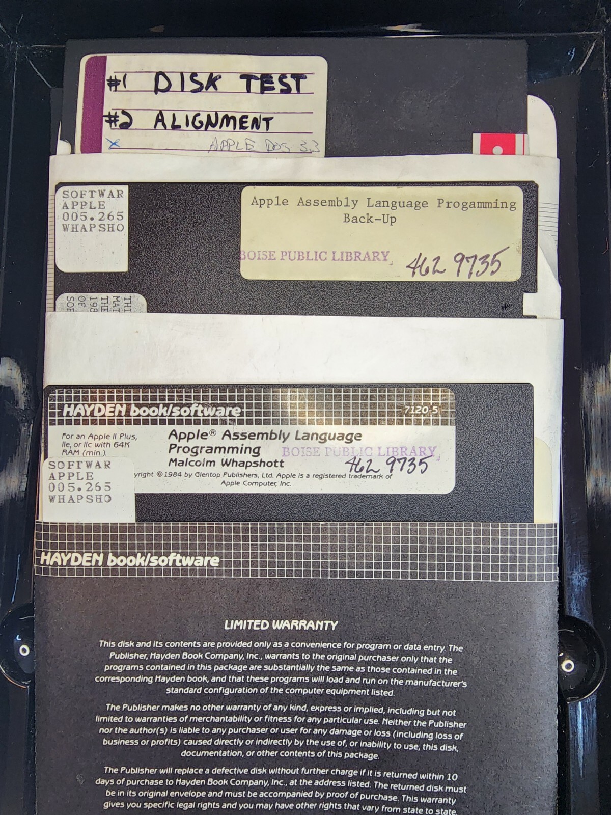 Apple Vintage 1984-Assembly Language Programming-Malcom Whapshott-W/Case & Disc