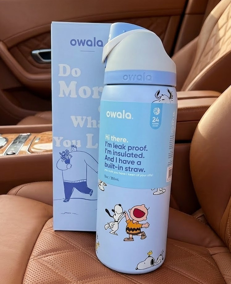 New Owala 32oz FreeSip Snoopy Blue Insulated Stainless Steel Water Bottle