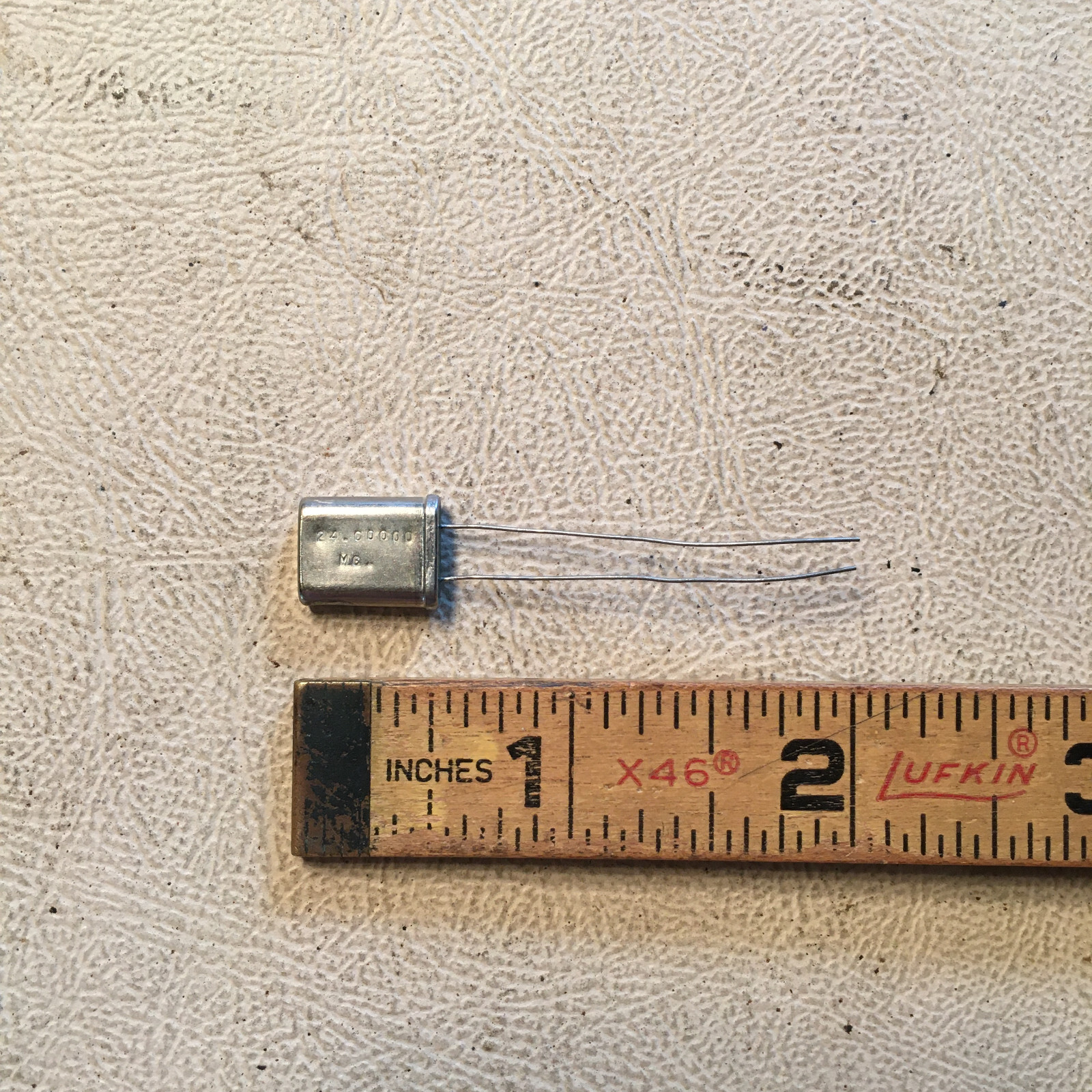 Quartz Crystal 24.0000 Mc, NOS