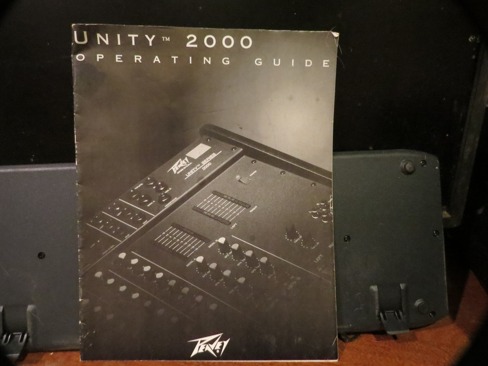 PEAVEY UNITY 2000 MIXER OPERATING GUIDE 19 PAGES  nice copy