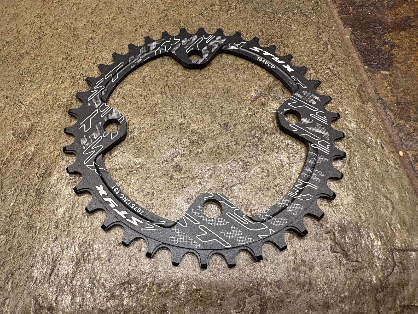 STYX Mountain Bike Chainring 104BCD 4-Bolt CNC 7075 38T Black