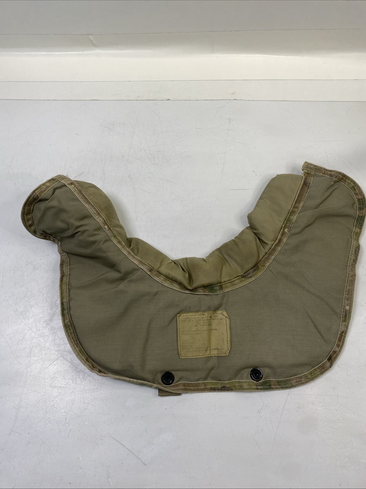 Improved Outer Tactical Vest Yoke/ Collar Assembly Multicam Front Medium (K3)
