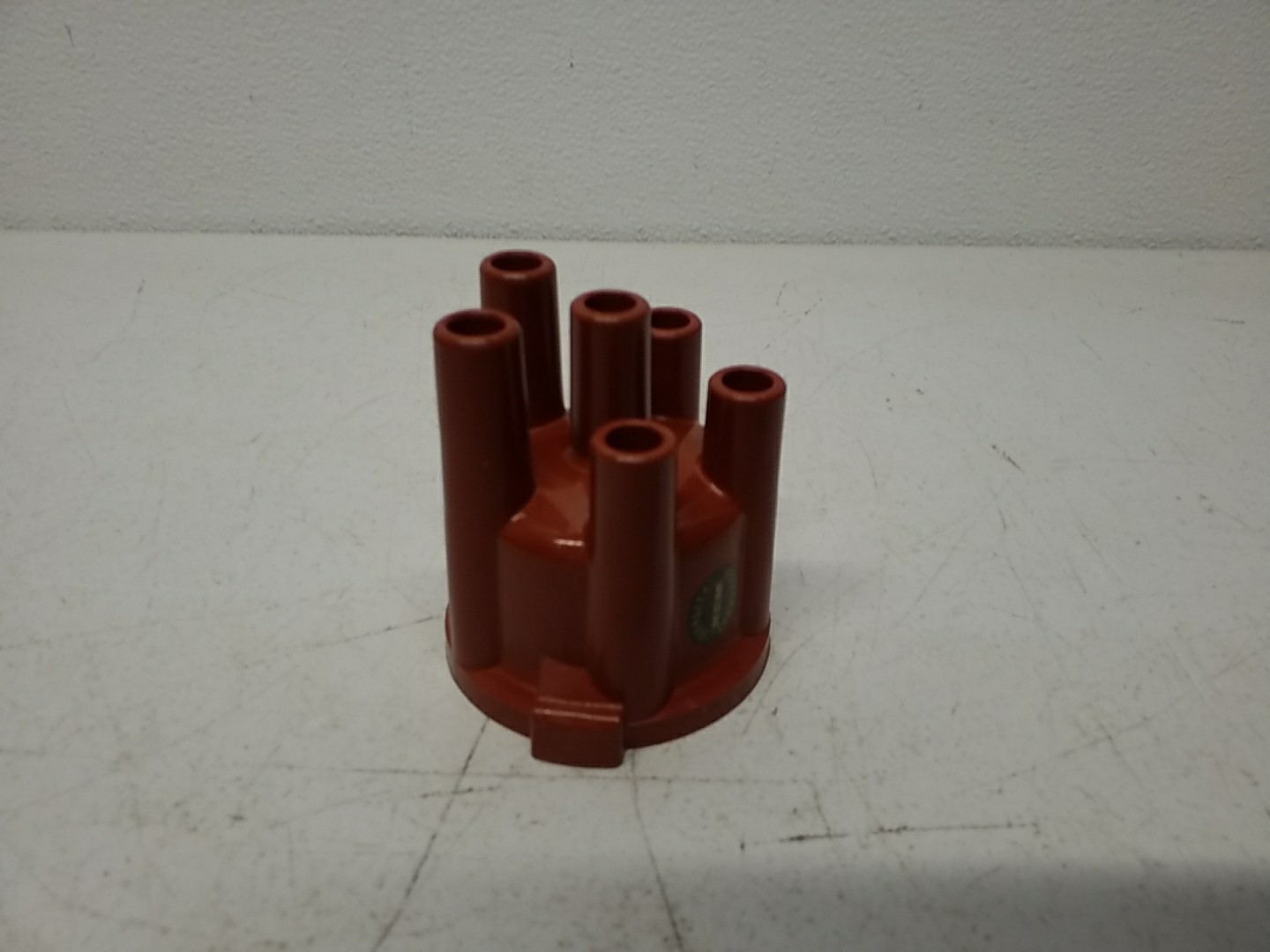Kem W3012 Ignition Distributor Cap – Durable Reliable Engine Performance