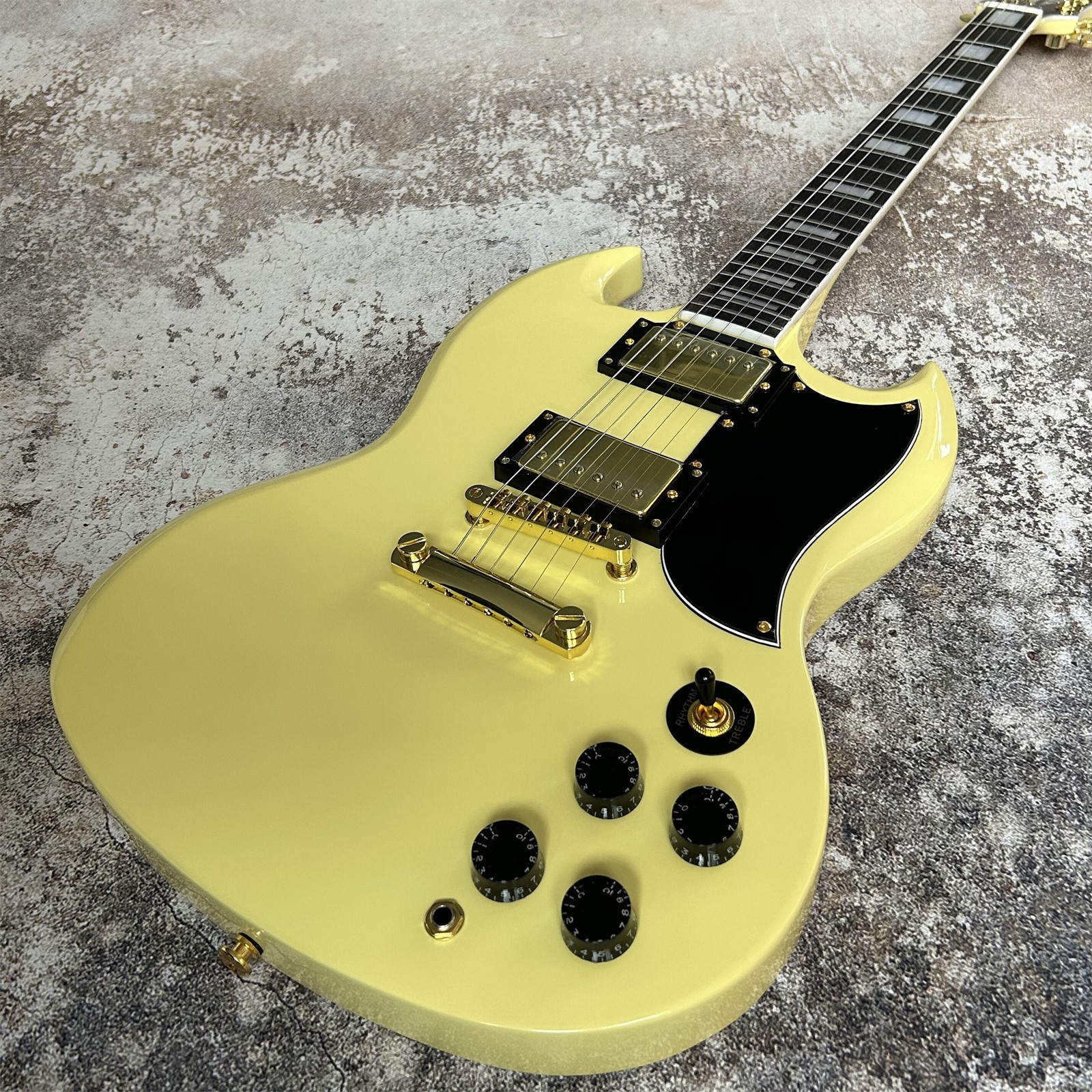 US Shipping Cream Yellow Electric Guitars HH Pickups Gold Parts HH Pickups