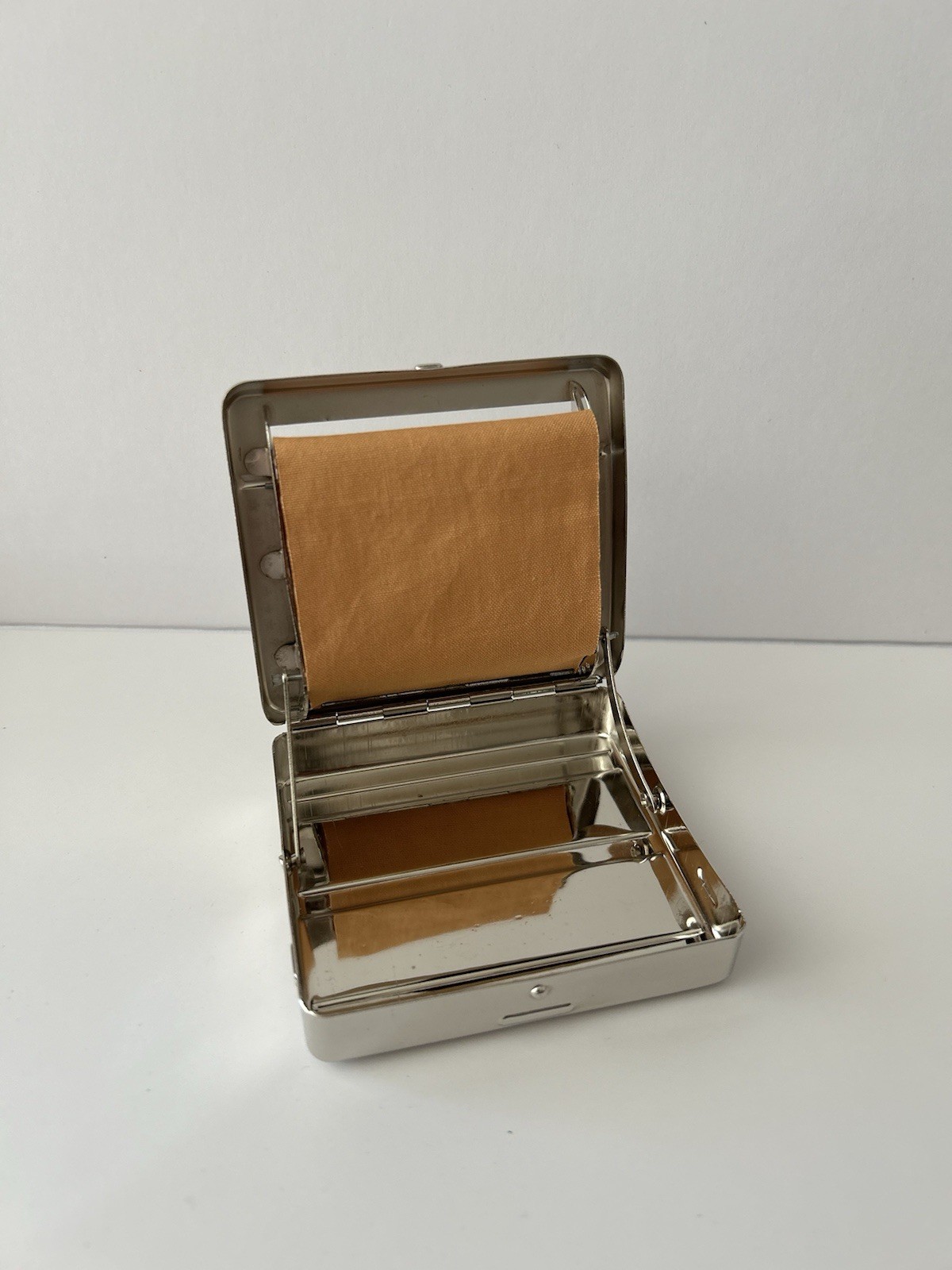 Automatic Tobacco Rolling Machine Tin Box SILVER COLOR (Chrome) NEW