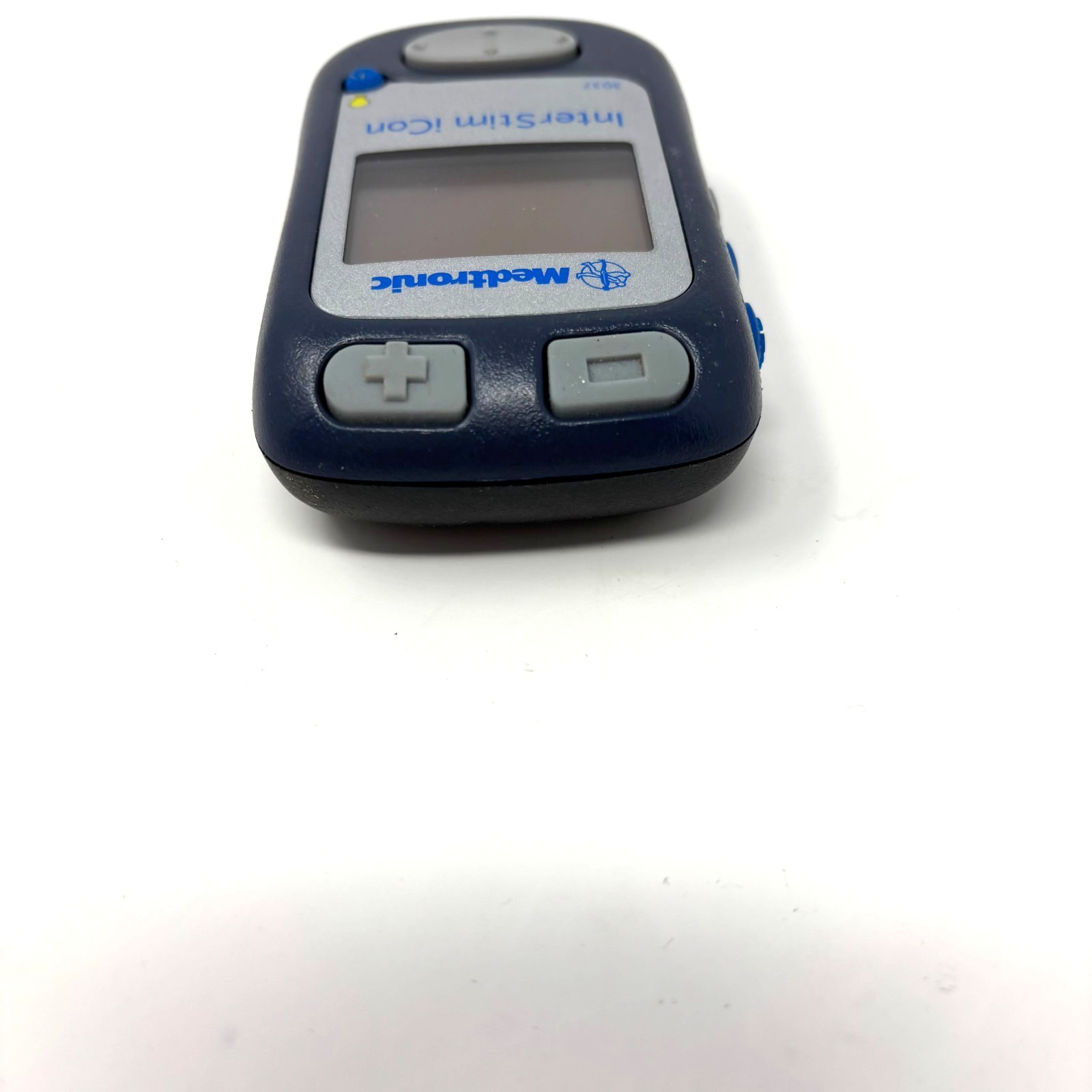 Medtronic InterStim iCon 3037 Patient Programmer - Powers On