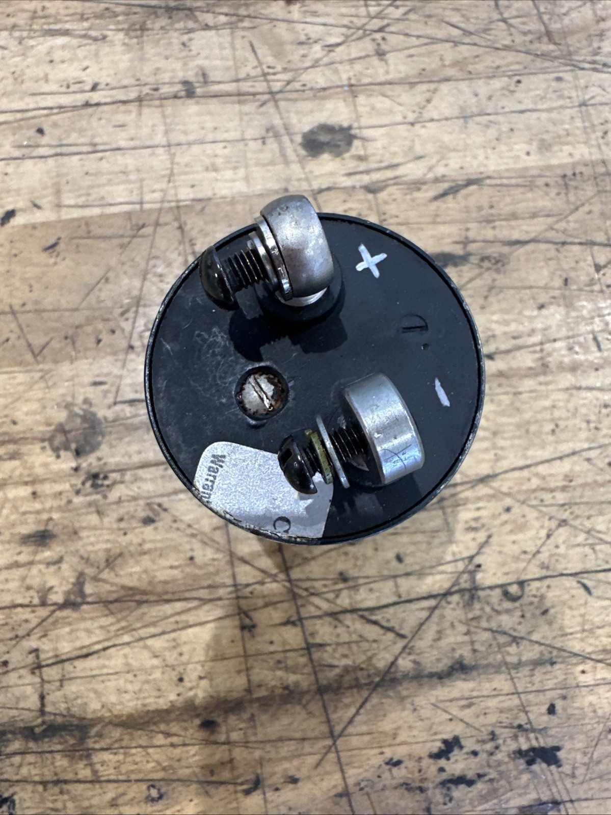 Weston Instruments Model 1822 ITT Temp Indicator Beechcraft 90-384026–3